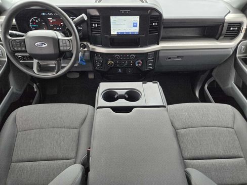Used 2025 Ford F250 XL w/ STX Appearance Package AWD/4WD image 24