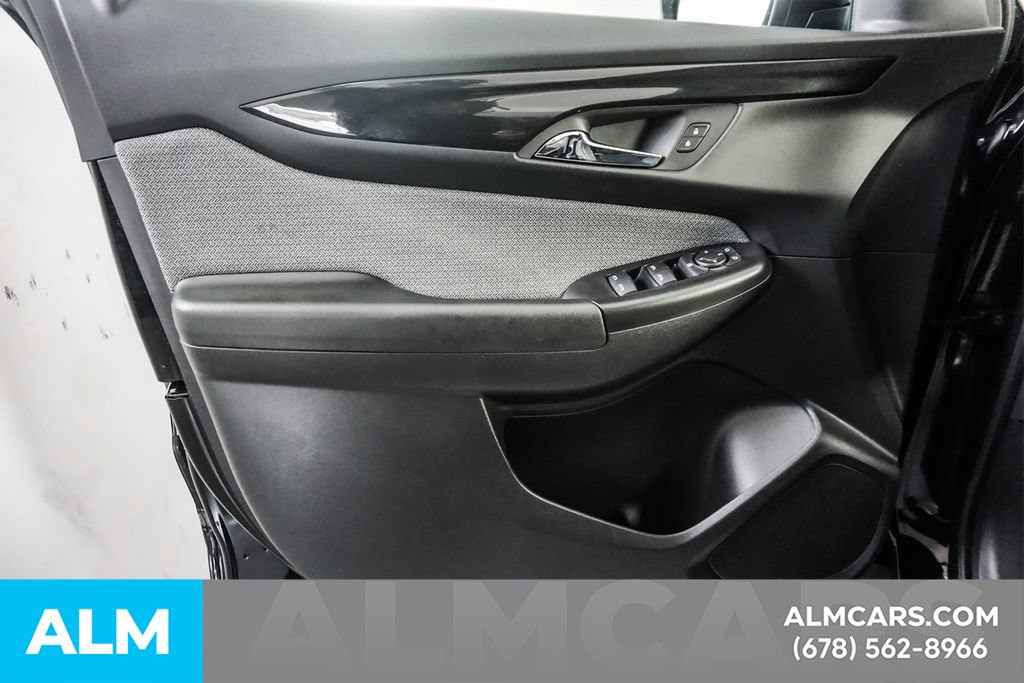 Used 2025 Chevrolet TrailBlazer LT AWD/4WD image 43