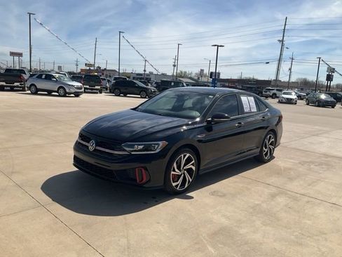 Used 2024 Volkswagen Jetta GLI Autobahn image 39