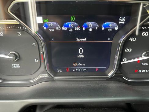 Used 2022 GMC Sierra 3500 Denali image 41