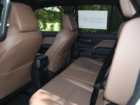 New 2026 Toyota 4Runner Limited AWD/4WD image 9
