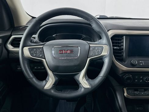 Used 2023 GMC Acadia Denali w/ Denali Ultimate Package FWD image 18