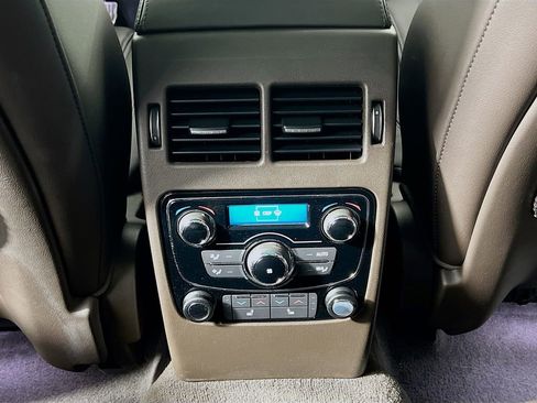 Used 2019 Jaguar F-PACE Portfolio image 27