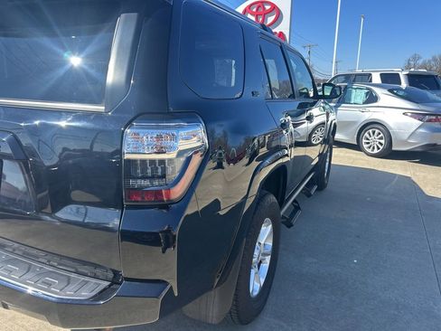 Used 2024 Toyota 4Runner SR5 Premium w/ Moonroof Package image 6