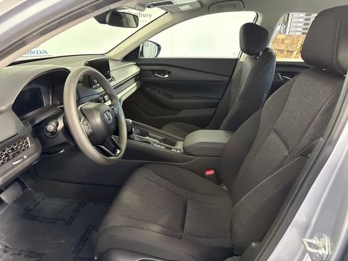 Certified 2025 Honda Accord LX image 15