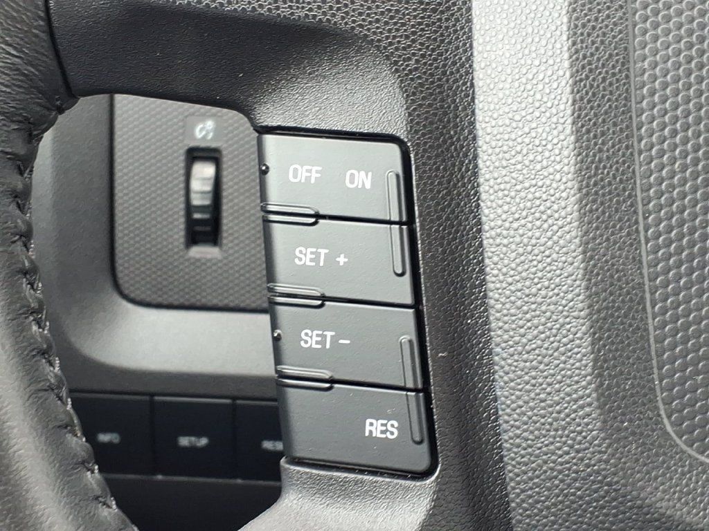 Used 2011 Ford Escape XLT w/ 201A Rapid Spec Order Code FWD image 10