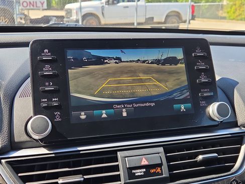 Used 2018 Honda Accord EX-L image 23