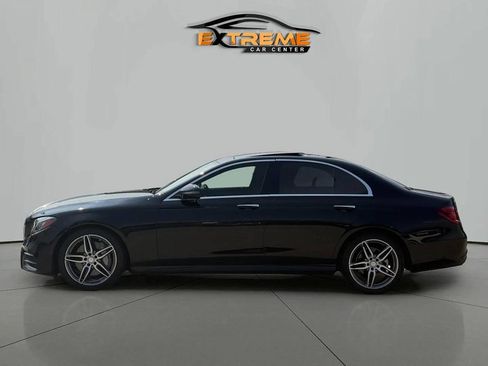 Used 2017 Mercedes-Benz E 300 4MATIC image 3
