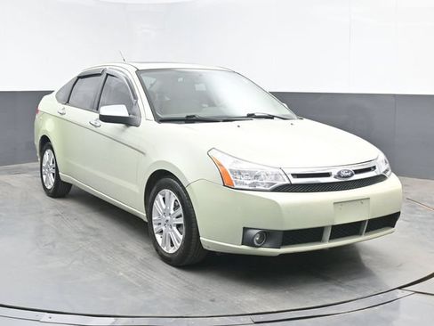 Used 2011 Ford Focus SEL w/ 301A Rapid Spec Order Code FWD image 2