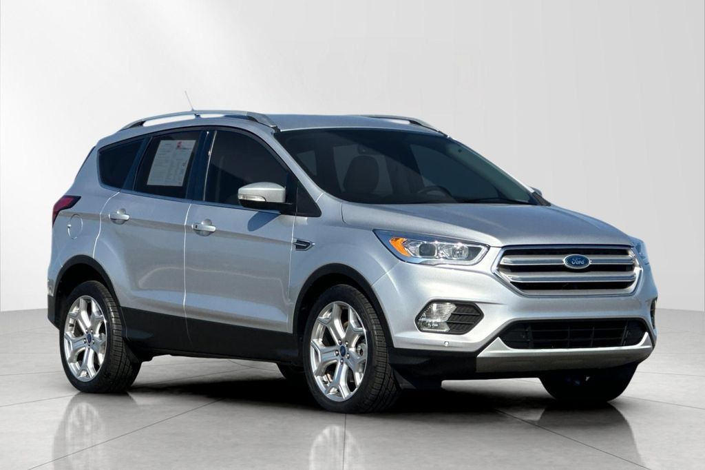 Used 2019 Ford Escape Titanium FWD image 8