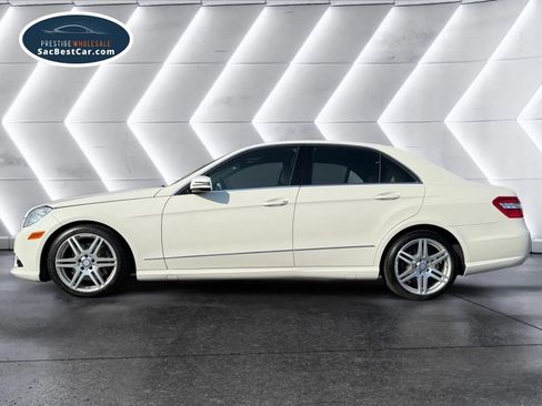Used 2010 Mercedes-Benz E 350 Sedan image 2