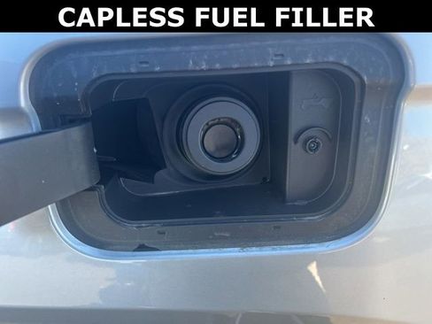 New 2025 Jeep Grand Cherokee Altitude image 41