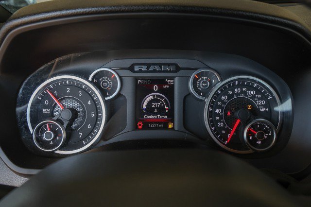 Used 2025 RAM 2500 Big Horn AWD/4WD image 24