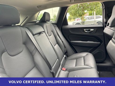 Certified 2025 Volvo XC60 B5 Plus AWD/4WD image 11