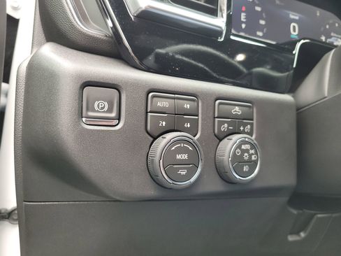 New 2026 Chevrolet Silverado 1500 LT Trail Boss w/ Convenience Package II image 19