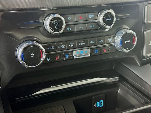 New 2026 Ford F450 Platinum image 16