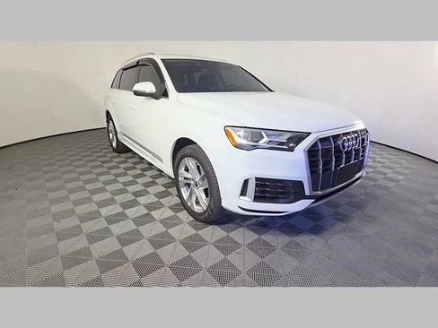 Used 2023 Audi Q7 3.0T Premium Plus AWD/4WD image 53