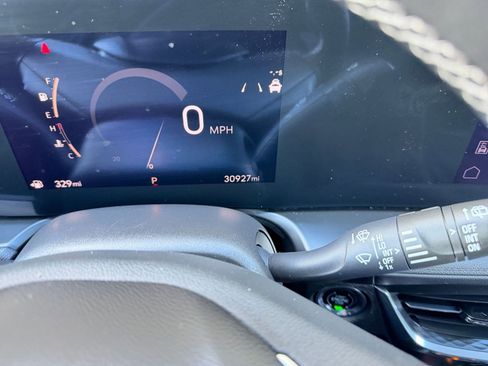 Used 2025 Buick Encore GX Preferred image 41