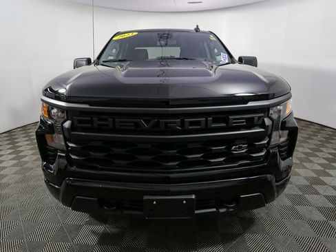 Used 2023 Chevrolet Silverado 1500 Custom image 4