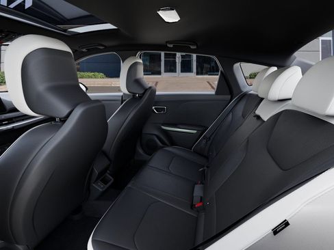 New 2026 Kia K4 GT-Line image 23