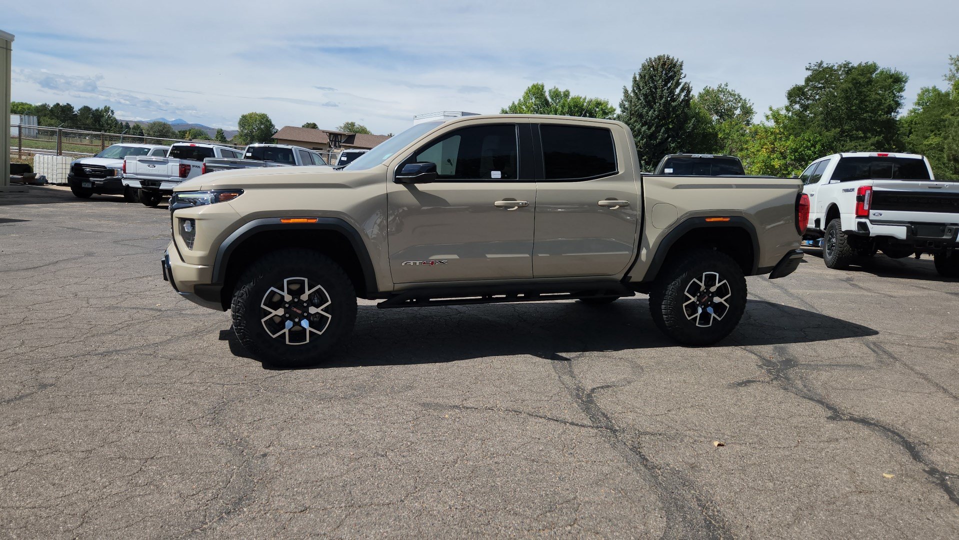 Used 2024 GMC Canyon AT4X AWD/4WD image 6