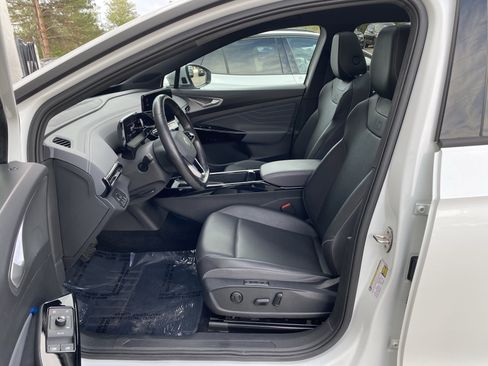 Certified 2023 Volkswagen ID.4 Pro S AWD/4WD image 36