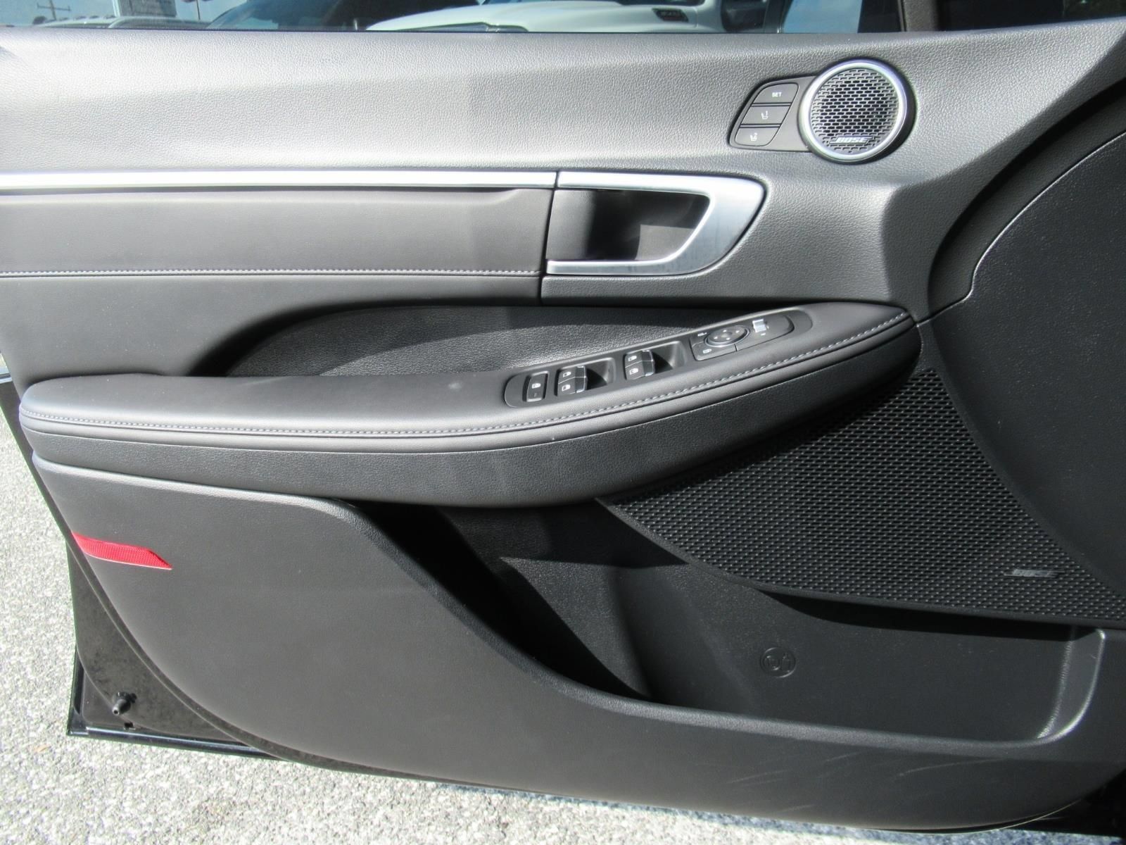 Used 2022 Hyundai Sonata Limited FWD image 21