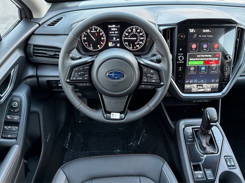 Used 2025 Subaru Crosstrek 2.5i Limited w/ Popular Package #4A image 15