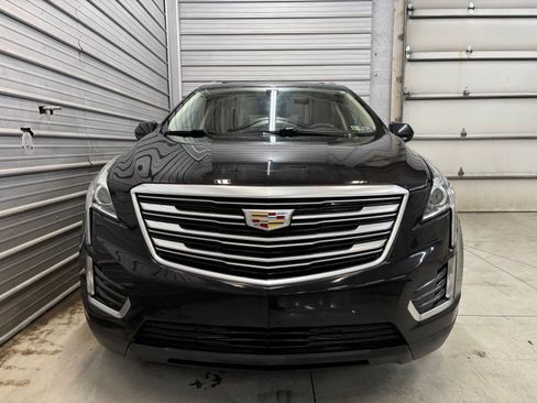 Used 2017 Cadillac XT5 Luxury AWD/4WD image 2