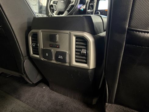 Used 2017 Ford F150 Lariat w/ Equipment Group 502A Luxury AWD/4WD image 22