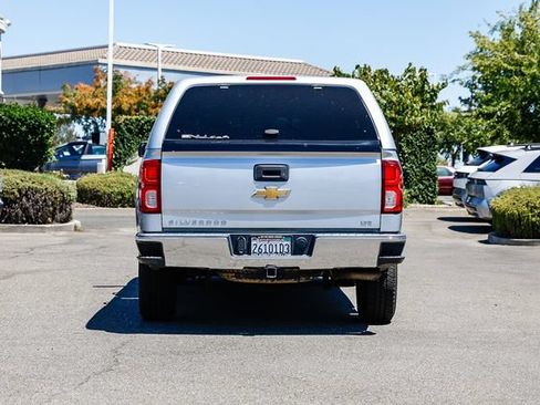 Used 2018 Chevrolet Silverado 1500 LTZ AWD/4WD image 4