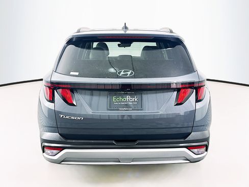 Used 2025 Hyundai Tucson SEL FWD image 7