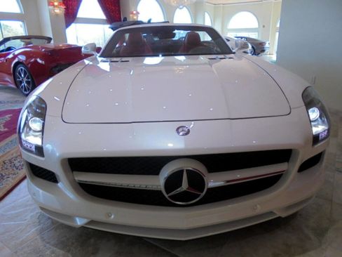 Used 2012 Mercedes-Benz SLS AMG Roadster image 30