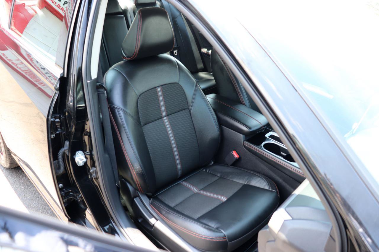 Used 2024 Nissan Altima 2.5 SR FWD image 14
