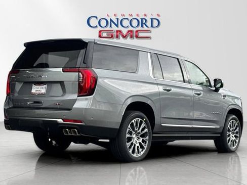 New 2026 GMC Yukon XL Denali w/ Denali Reserve Package AWD/4WD image 4