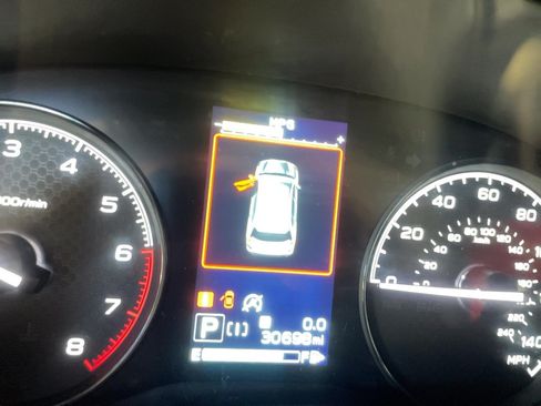 Used 2024 Subaru Forester AWD/4WD image 7