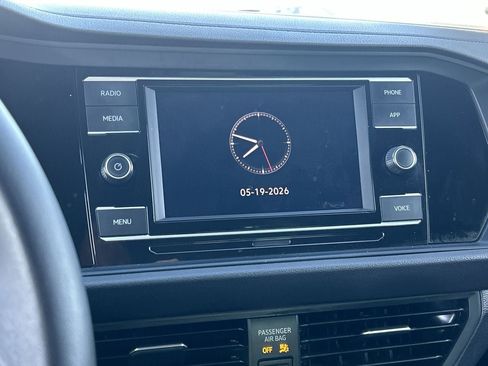 Certified 2024 Volkswagen Jetta Sport FWD image 22