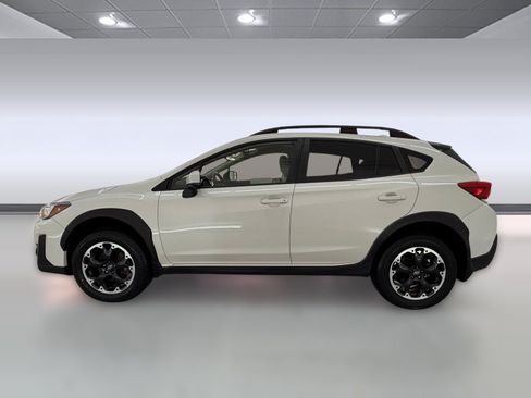 Used 2021 Subaru Crosstrek 2.0i Premium w/ Popular Package #3 AWD/4WD image 2