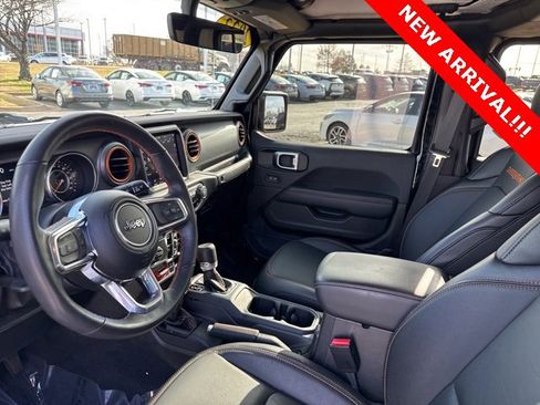 Used 2023 Jeep Gladiator Mojave w/ Cold Weather Group image 7