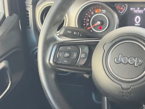 Used 2020 Jeep Wrangler Unlimited Sport image 26