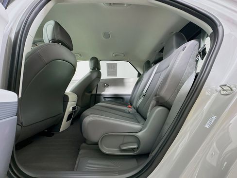 Used 2024 Hyundai Ioniq 5 SEL image 27