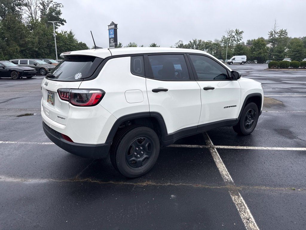 Used 2020 Jeep Compass Sport AWD/4WD image 4