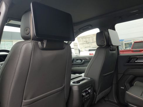 New 2026 GMC Yukon XL Elevation w/ Elevation Premium Package image 10