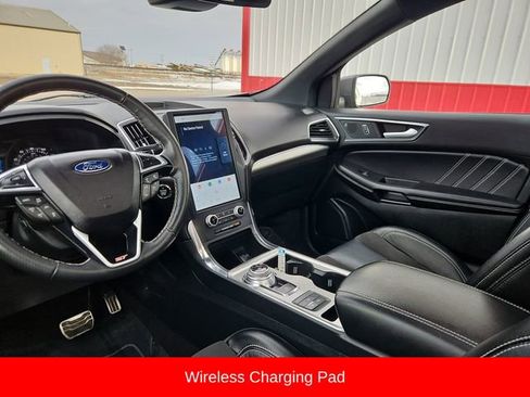 Used 2024 Ford Edge ST w/ Equipment Group 401A image 30