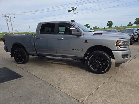 Used 2024 RAM 2500 Big Horn w/ Night Edition AWD/4WD image 12