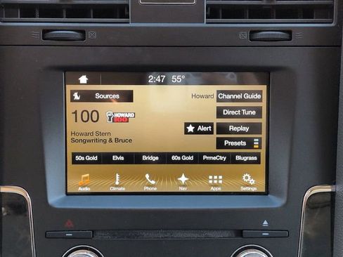 Used 2017 Lincoln Navigator Select image 18