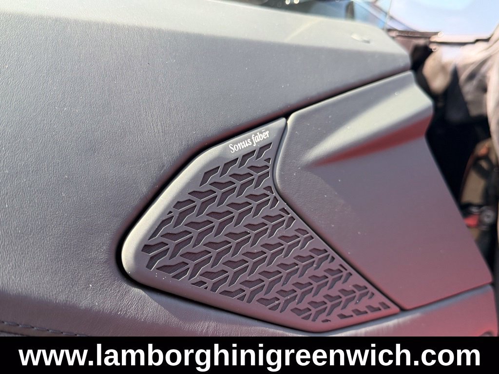 Used 2026 Lamborghini Temerario AWD/4WD image 21