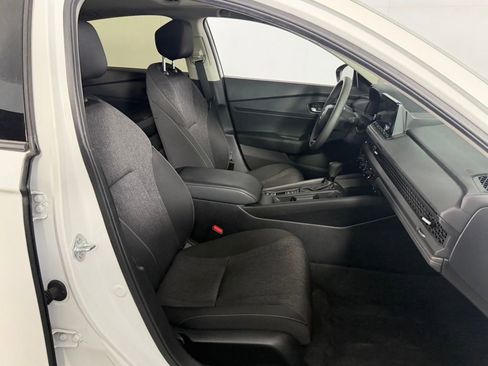 Used 2025 Honda Accord SE image 29