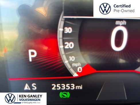 Used 2024 Volkswagen Tiguan SE R-Line AWD/4WD image 23