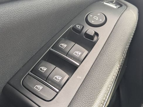 Used 2021 BMW X5 sDrive40i w/ Premium Package RWD image 11